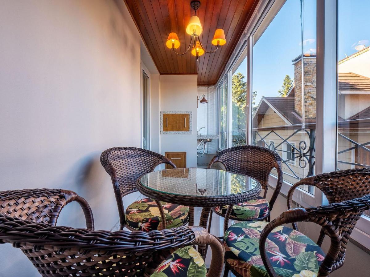 Flores Da Montanha 204C - Apto Borges De Medeiros Gramado 600 Metros Rua Coberta Apartment Ngoại thất bức ảnh