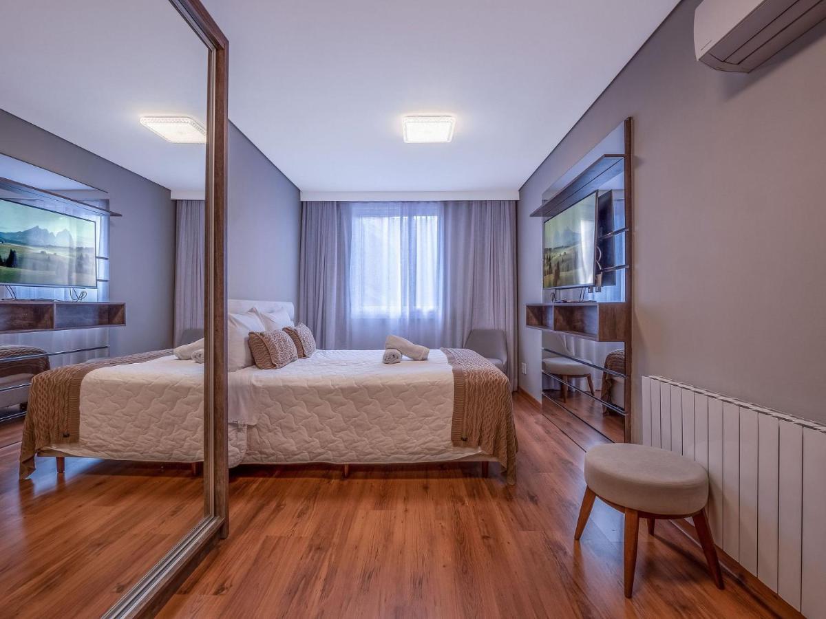 Flores Da Montanha 204C - Apto Borges De Medeiros Gramado 600 Metros Rua Coberta Apartment Ngoại thất bức ảnh