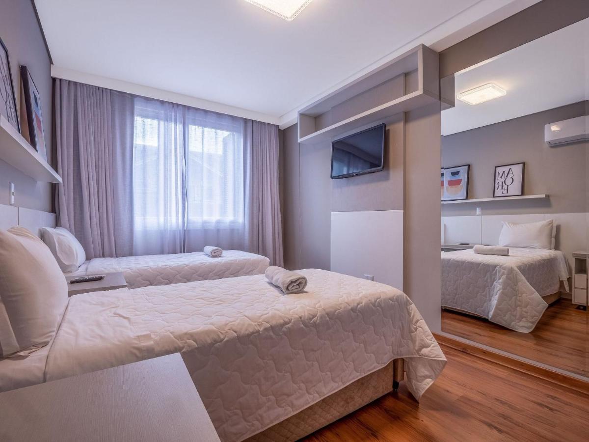 Flores Da Montanha 204C - Apto Borges De Medeiros Gramado 600 Metros Rua Coberta Apartment Ngoại thất bức ảnh